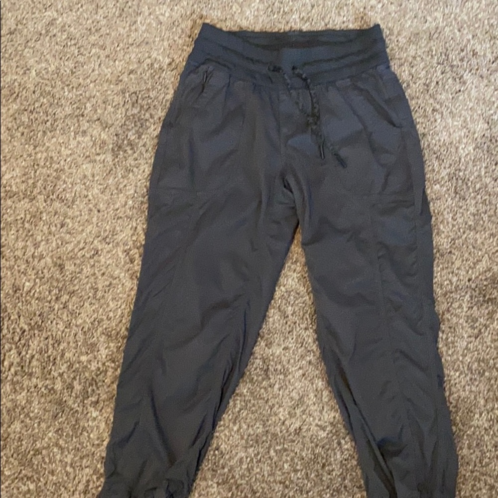 North face Capri pants